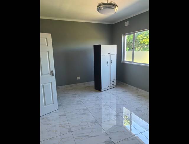 1 BEDROOM ROOM TO LET IN UMBILO